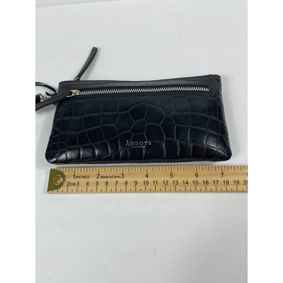 Assots London Black Genuine Leather Wristlet Wallet NWT - Picture 3 of 8